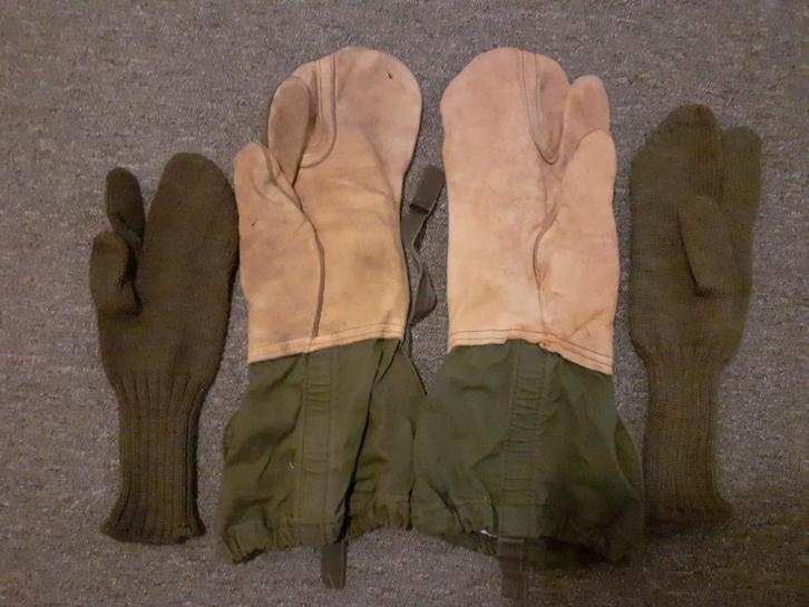 Handschoenen set M65 US Army, Verzamelen, Militaria | Algemeen, Landmacht, Embleem of Badge, Amerika, Ophalen of Verzenden