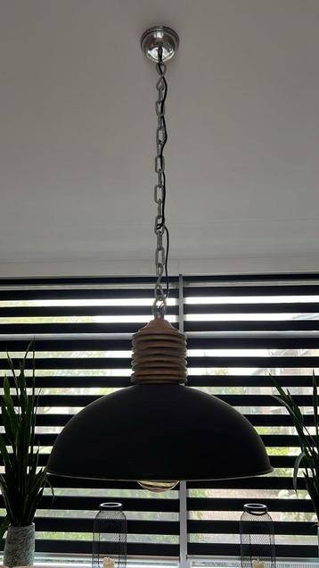 Industriële hanglamp – gekocht bij Loods5 beschikbaar voor biedingen