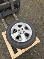 Banden op opel velg., Auto-onderdelen, Ophalen