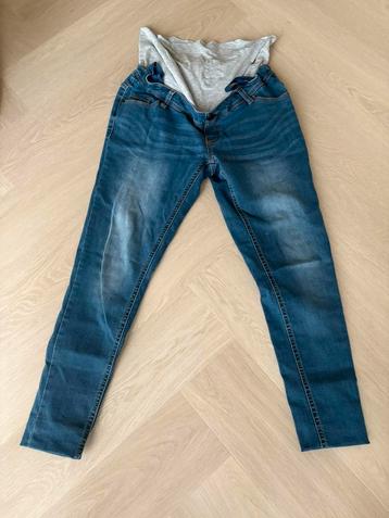 Gratis Zwangerschapkleding pakket beschikbaar voor biedingen