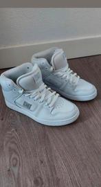 Supermooie witte DC shoes Manteca 4 high top maat 37 zgan, Wit, Ophalen of Verzenden, DC, Sneakers of Gympen