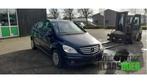Scherm rechts-voor van een Mercedes B-Klasse (375), Gebruikt, -, Ophalen of Verzenden, -