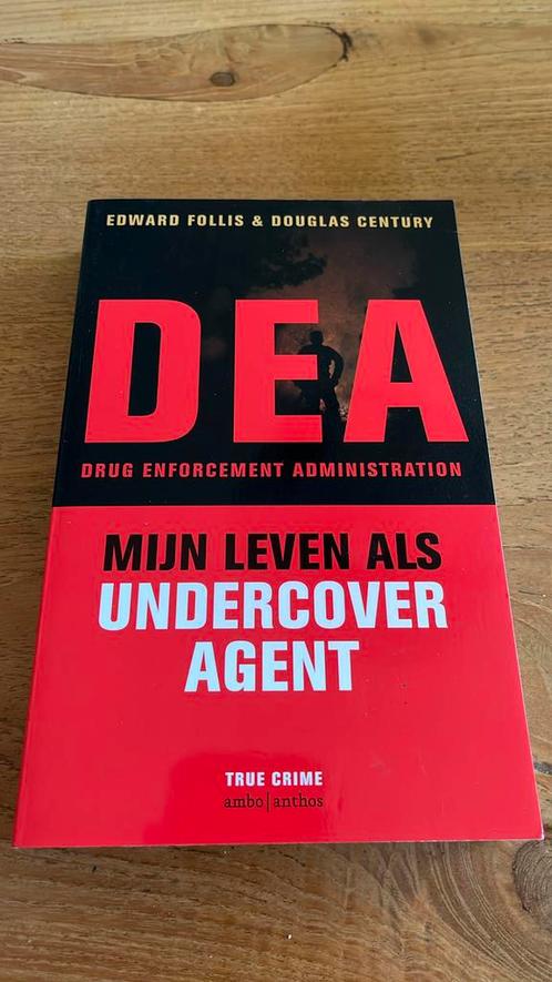 Edward Follis - DEA, Boeken, Overige Boeken, Zo goed als nieuw, Ophalen of Verzenden
