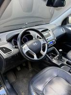 Hyundai Ix35 2.0i i-Catcher |Pano|Camera|Trekhaak|Stoelverwa, Auto's, Gebruikt, Zwart, 4 cilinders, Handgeschakeld