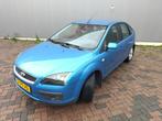 Ford Focus 1.6 74KW 5D 2004 Blauw, Auto's, 1596 cc, Regensensor, 4 cilinders, Blauw