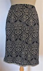 Mooi donkerblauw/bruin stretch batik look print rokje! M, Kleding | Dames, Rokken, Maat 38/40 (M), Zo goed als nieuw, Knielengte