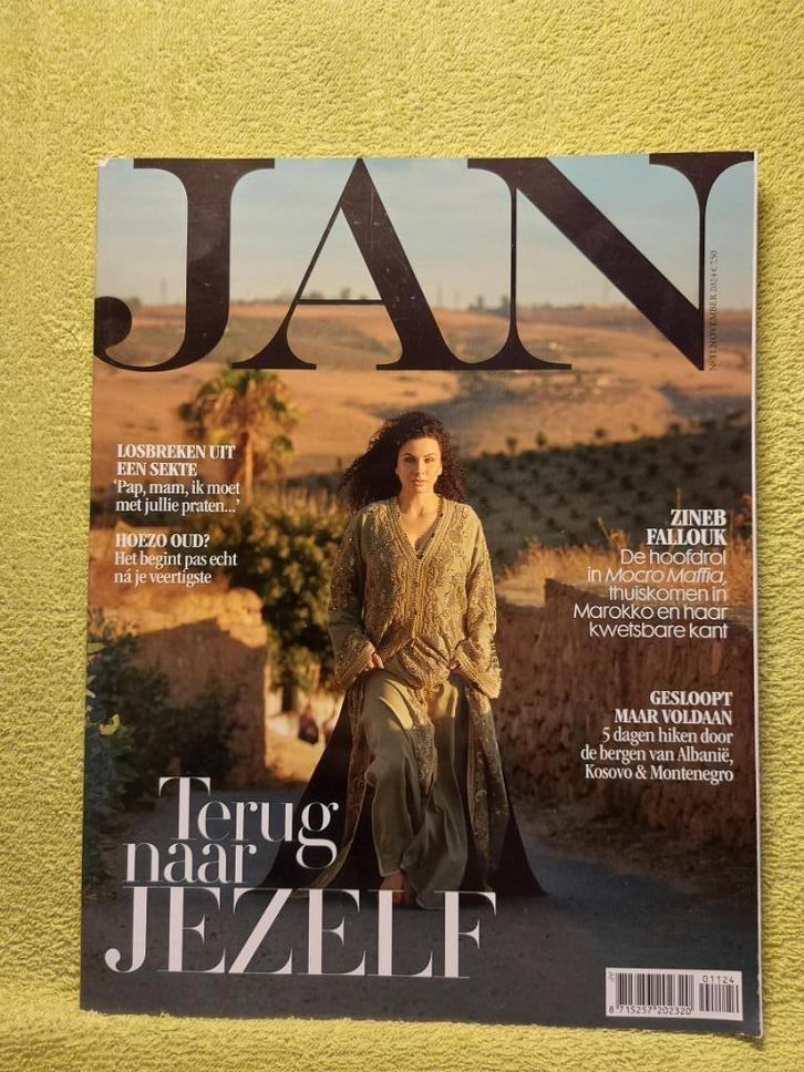 JAN. November 2024. No11. Zineb Fallouk., Boeken, Tijdschriften en Kranten, Ophalen of Verzenden
