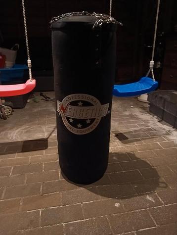 Pro bokszak 25 kilo beschikbaar voor biedingen