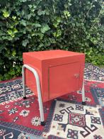 Vintage Nachtkastje Metalen Buisframe, Ophalen of Verzenden