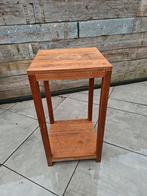 Bijzettafel van teakhout., Huis en Inrichting, Woonaccessoires | Zuilen en Pilaren, Ophalen