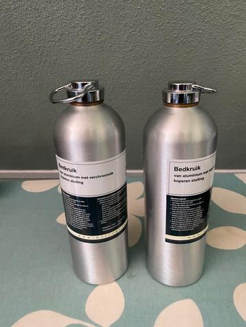 2x babykruikjes met 2 hoesjes beschikbaar voor biedingen