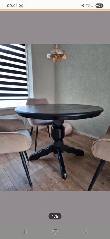 Zwarte houten eettafel - 109cm - Opknapper! beschikbaar voor biedingen