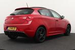 Alfa Romeo Giulietta 1.4 120 PK Turbo Sport Pano-dak Trekhaa, Auto's, Alfa Romeo, Voorwielaandrijving, Gebruikt, Euro 6, 4 cilinders
