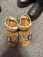 Hush puppies sandalen, Ophalen of Verzenden, Zo goed als nieuw, Meisje