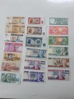19 buitenlandse biljetten, Postzegels en Munten, Munten en Bankbiljetten | Verzamelingen, Ophalen of Verzenden, Bankbiljetten