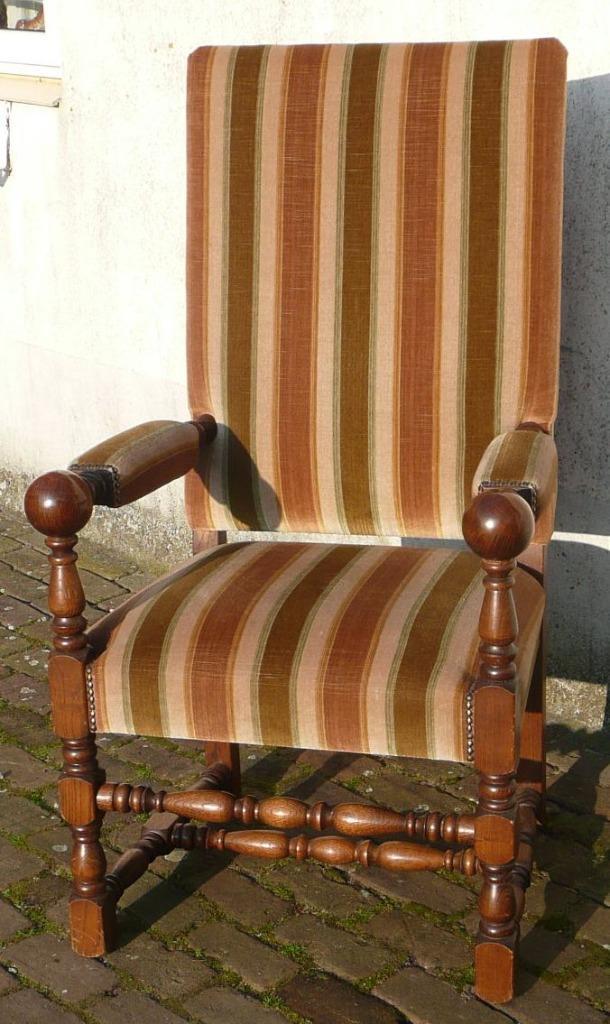 Een fraaie KLASSIEKE RIDDER fauteuil., Antiek en Kunst, Antiek | Meubels | Stoelen en Banken, Ophalen of Verzenden