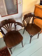 Cafe stoel bistro, Ophalen