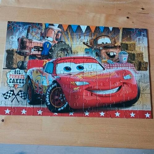 Leuke Cars puzzel, 99 stukjes, Kinderen en Baby's, Speelgoed | Kinderpuzzels, Zo goed als nieuw, Meer dan 50 stukjes, Ophalen