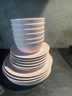 Servies ikea oud roze 18 delig, Overige materialen, Ophalen of Verzenden, Zo goed als nieuw, Overige stijlen