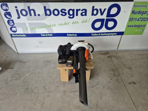 Stihl accubladzuiger en blazer SHA 56 met accu en lader., Tuin en Terras, Bladblazers, Gebruikt, Handgedragen, Accu, Ophalen