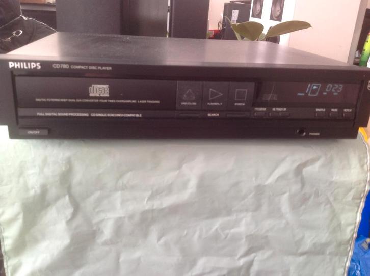 Philips Compact Disc Player =CD780,,CD723, Audio, Tv en Foto, Cd-spelers, Zo goed als nieuw, Philips, Draagbaar, Ophalen of Verzenden
