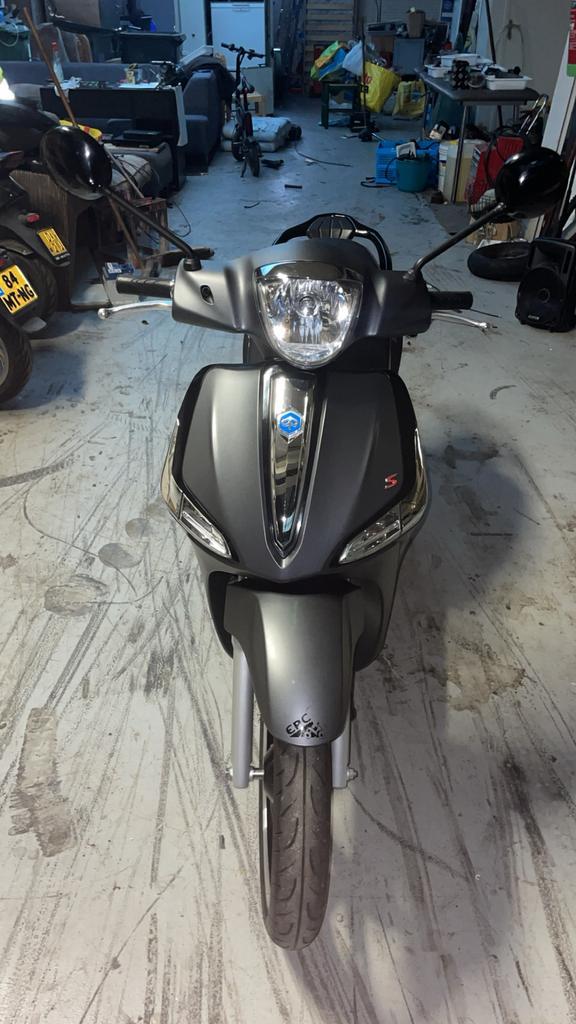 Piaggio liberty s, Doe-het-zelf en Verbouw, Adembescherming, Zo goed als nieuw, Ophalen