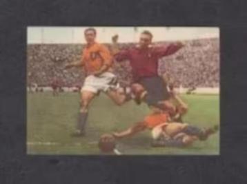 Voetbalplaatje Nederland - België Duel Coppens - Terlouw. beschikbaar voor biedingen