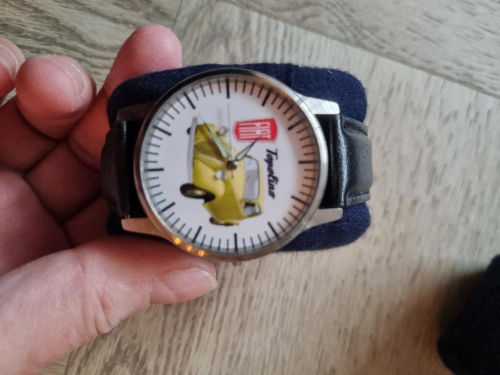 Mooie horloge, Ophalen of Verzenden, Zo goed als nieuw, Bruin, Jongen of Meisje