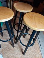 Barkrukken. Zwart metaal met hout. 3 stuks . Prijs per stuk, Huis en Inrichting, Barkrukken, 2 krukken, Ophalen, Zo goed als nieuw
