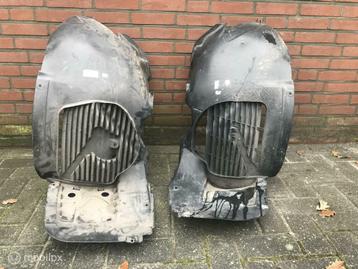 Porsche 911 991 Modderkuip L en R 99150470103 99150470104 beschikbaar voor biedingen