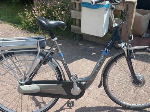 Rih elektrische dames fiets kompleet met sleutel en lader, Fietsen en Brommers, Fietsen | Dames | Damesfietsen, Zo goed als nieuw
