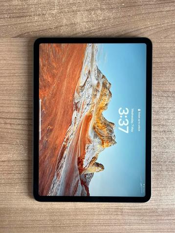 Ipad Pro 11 3rd Generation + pen + cover beschikbaar voor biedingen