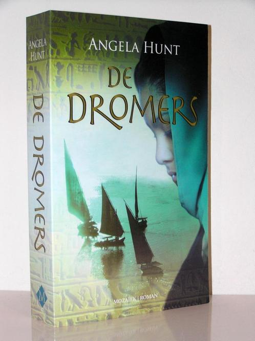 Angela Hunt - De dromers (Bijbelse roman over Jozef), Boeken, Romans, Zo goed als nieuw, Nederland, Ophalen of Verzenden