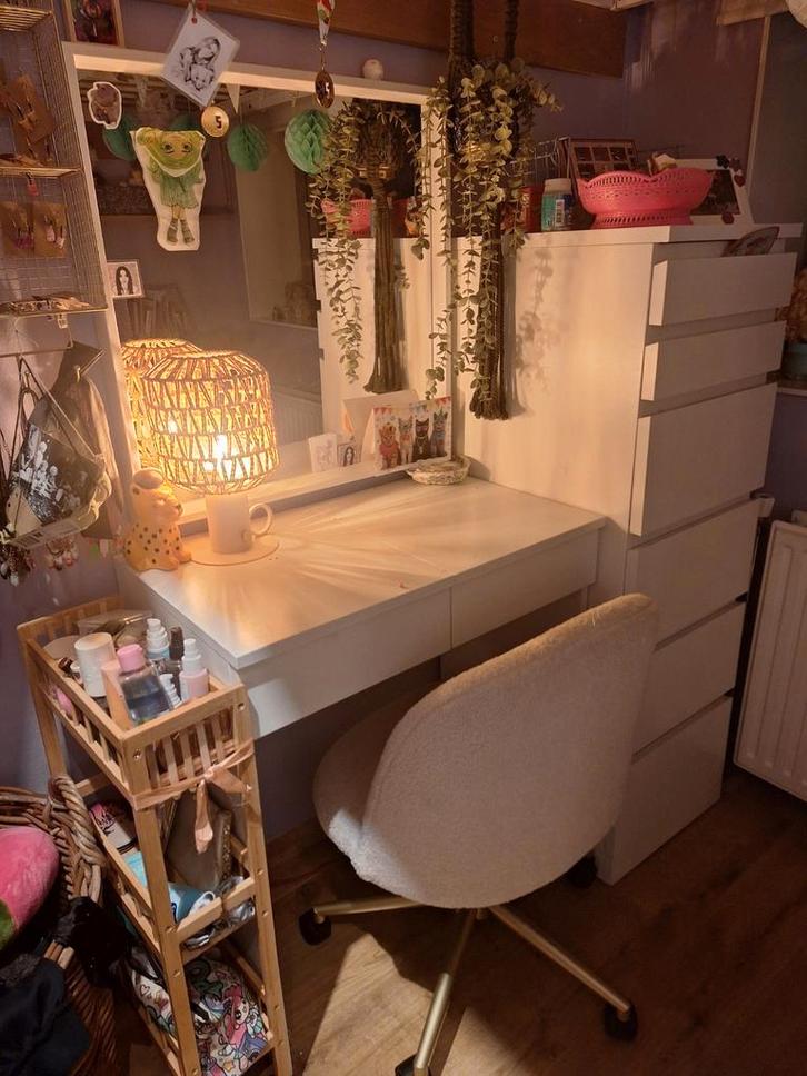 Ikea Brimnes kaptafel, Malm ladekast, Nissedal spiegel, Huis en Inrichting, Tafels | Kaptafels, Gebruikt, Ophalen