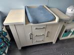 commode met drie lades, en twee deurtjes, Ophalen, Gebruikt, 50 tot 70 cm, 100 cm of meer