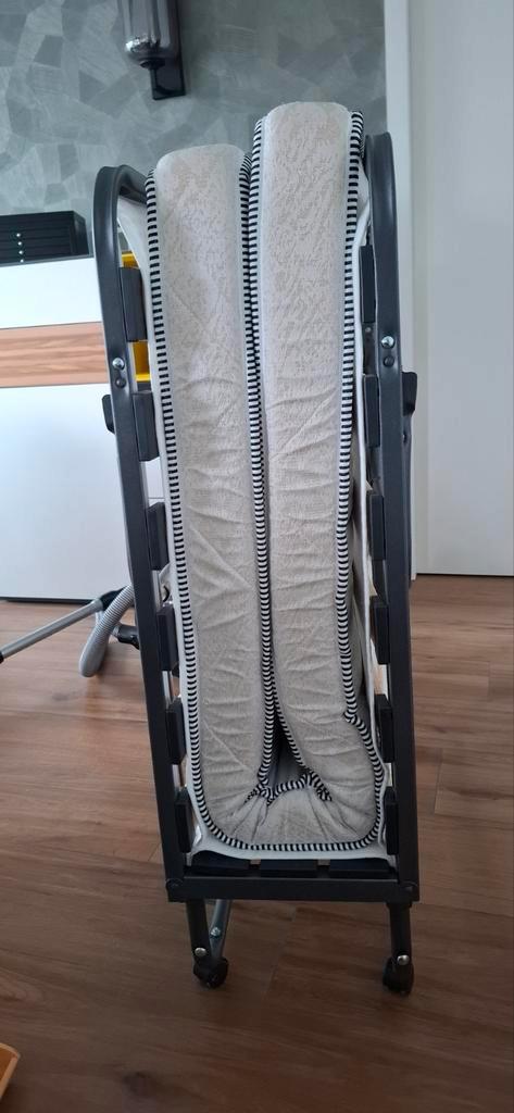 Inklapbed - logeerbed, Huis en Inrichting, Slaapkamer | Bedden, Zo goed als nieuw, Eenpersoons, 90 cm, 200 cm, Metaal, Ophalen