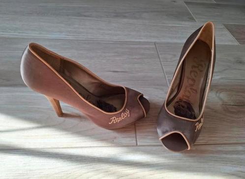 Paarse pumps van Replay - maat 39, Kleding | Dames, Schoenen, Nieuw, Pumps, Overige kleuren, Ophalen of Verzenden