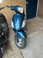 Piaggio fly 2 takt, Fietsen en Brommers, Scooters | Piaggio, Ophalen, Gebruikt, Benzine, Fly