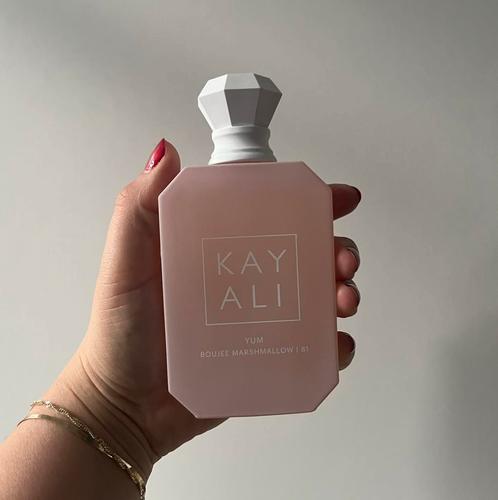Yum Boujee Marshmallow 81 parfum sample decant proefje, Sieraden, Tassen en Uiterlijk, Uiterlijk | Parfum, Zo goed als nieuw, Ophalen of Verzenden