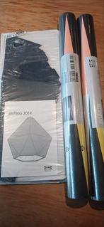 Twee x Ikea bräkig behang + twee lampen, Ophalen of Verzenden