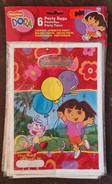 Dora uitdeelzakken.  beschikbaar voor biedingen