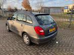 Skoda Fabia 1.2-12V Fresh Combi Uitvoering, Apk 02-2025!!, Auto's, Skoda, Voorwielaandrijving, Euro 5, Stof, 1198 cc