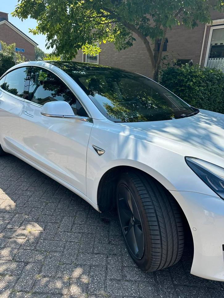 Tesla Model 3 2019 Wit, Auto's, Tesla, Bedrijf, Model 3, Elektrisch, Sedan, Automaat, Origineel Nederlands, Wit, Achterwielaandrijving