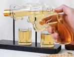 Prachtige glazen Whisky karaf set revolver incl 2 glazen, Verzamelen, Glas en Borrelglaasjes, Ophalen of Verzenden, Nieuw, Overige typen
