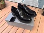 Prada Monolith loafers | Maat 44, Kleding | Dames, Schoenen, Ophalen of Verzenden, Zo goed als nieuw, Zwart, Instappers