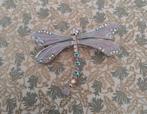 Sierlijke roze cloisonne libelle broche met strass steentje, Sieraden, Tassen en Uiterlijk, Broches, Ophalen of Verzenden, Zo goed als nieuw