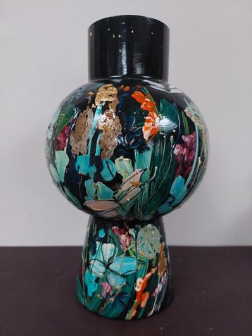 Kunst van Sharon vaas Model Fiep beschikbaar voor biedingen