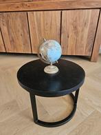 Vintage wereldbol / globe wit, Huis en Inrichting, Woonaccessoires | Wereldbollen, Ophalen of Verzenden, Zo goed als nieuw