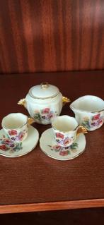 Theeservies met violen, Antiek en Kunst, Antiek | Servies los, Ophalen of Verzenden