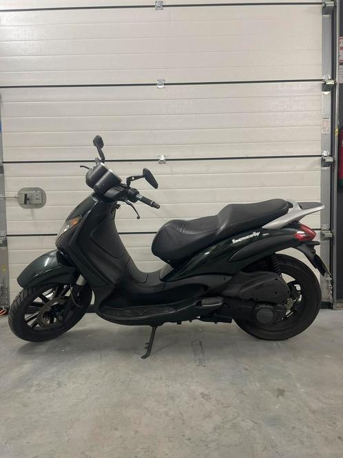 Piaggo beverly 125 cc loopt niet motor a1, Motoren, Tuning en Styling, Ophalen of Verzenden